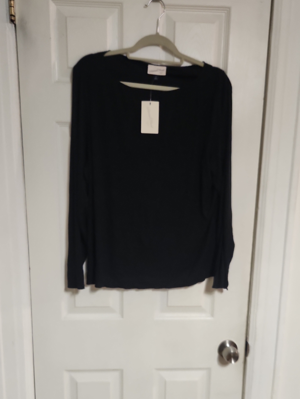 Universal Thread Black Long Sleeve Knit Top